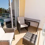 Albufeira Sunny 2 With Pool By Homing